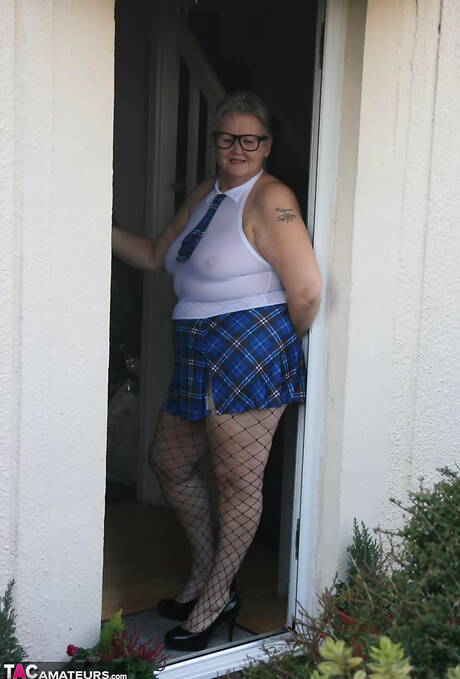 TAC Amateurs offers a free xxx photo gallery with Valgasmic Exposed xxx gallery 272649